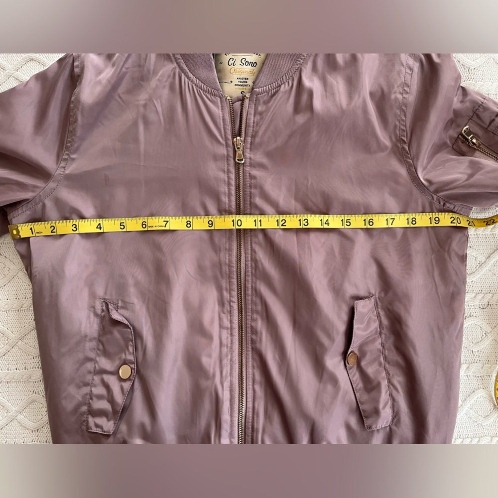 Ci Sono Dusty Lavender Bomber Jacket with Gold Detail Women’s Size Small - Picture 15 of 16